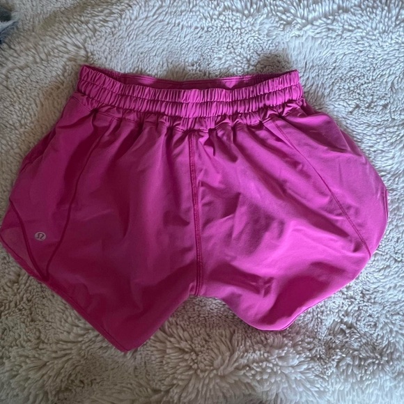 Lululemon Sonic Pink Hotty Hot Shorts - Picture 1 of 3